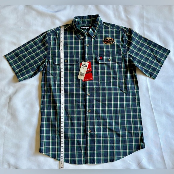 Wrangler Riggs Workwear Plaid Work Shirt Stretch Short Sleeve Blue 112325151. - Picture 4 of 6